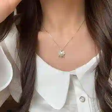 S925