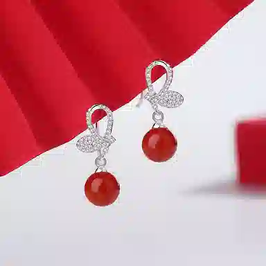 S925
