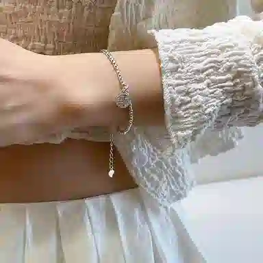 S925