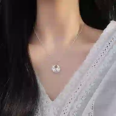 S925