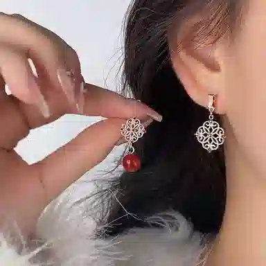 S925