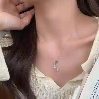 S925
