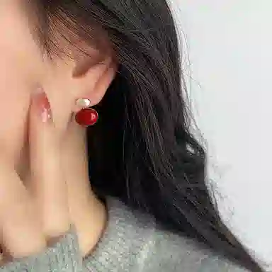 S925
