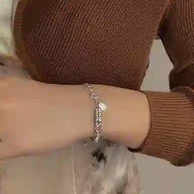 S925