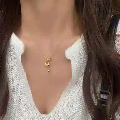 S925