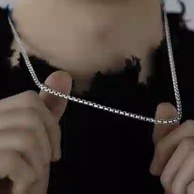 S925