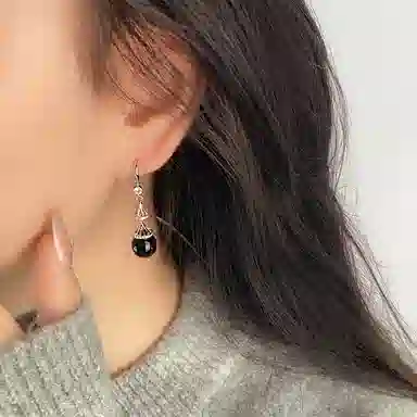 S925