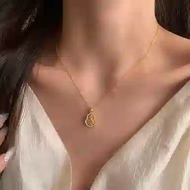 S925