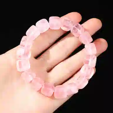 金大福 简约气质甜美招财旺桃花平安顺遂小众轻奢高级感梦幻 #好运 粉水晶 手串 女款