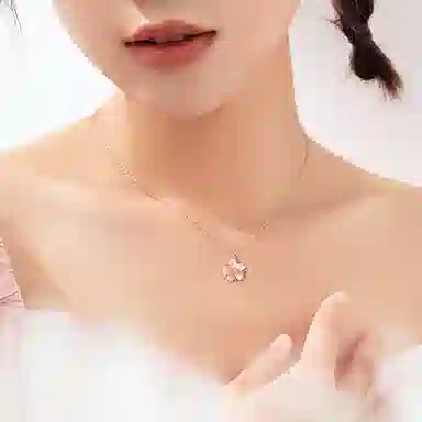 S925