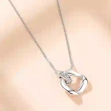 925