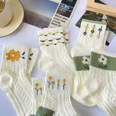 Lunnifeiya Socks
