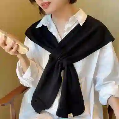 北极绒 针织外搭秋冬季韩版交叉洋气搭肩穿孔小坎肩 披肩 女款