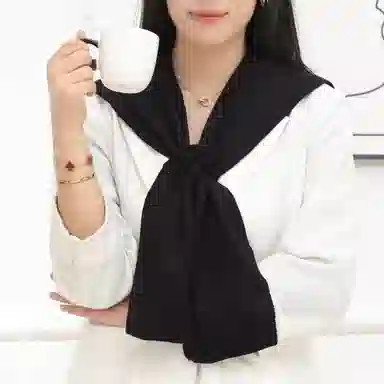 北极绒 针织外搭秋冬季韩版交叉洋气搭肩穿孔小坎肩 披肩 女款