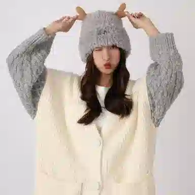 北极绒 毛绒绒鹿角针织韩版防寒保暖显脸小护耳可爱 聚酯纤维 绒线帽 男女同款情侣款