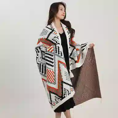北极绒 波西米亚风外搭保暖披风民族风斗篷盖毯坐垫 披肩 女款
