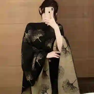 北极绒 潮流小众复古双面印花高级开叉旅游空调房 涤纶 披肩 女款