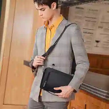 GOLF Crossbody Bag Black