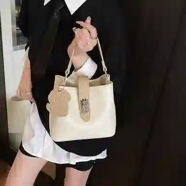 ERANGBEAR Bucket Bag