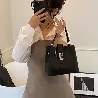 ERANGBEAR Bucket Bag