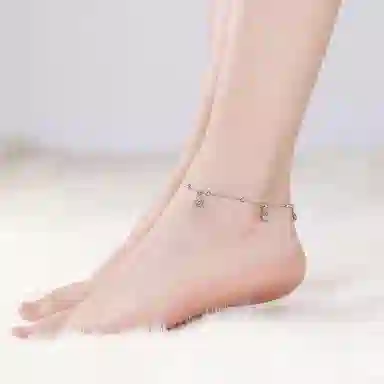 990