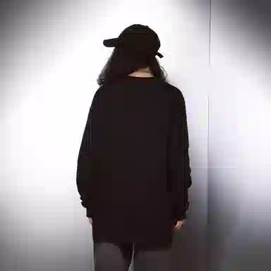 A.X.S.K Embroidered Daisy Long Sleeve Tee