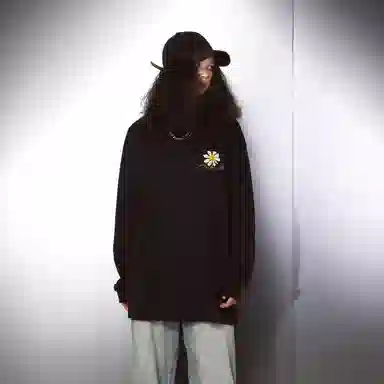 A.X.S.K Embroidered Daisy Long Sleeve Tee