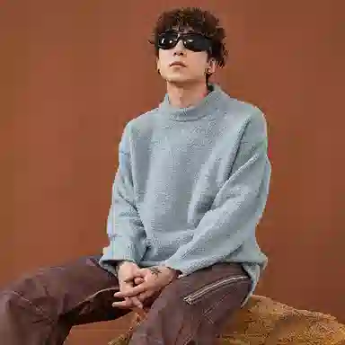 Aolx Vintage Fleece Sweater