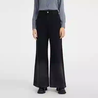 NINE WEST