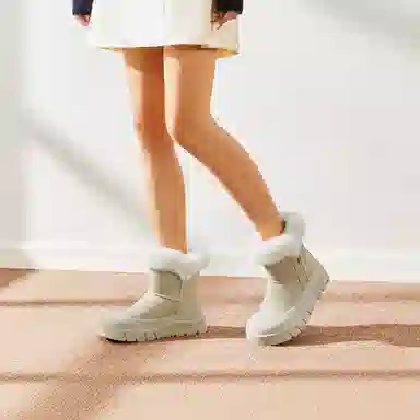 NINE WEST