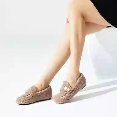 NINE WEST