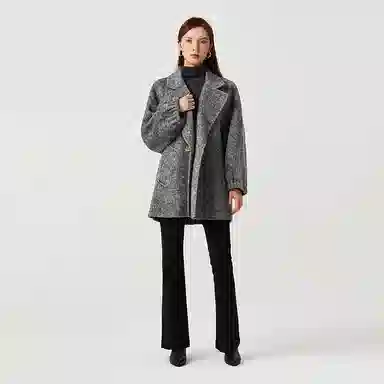 NINE WEST