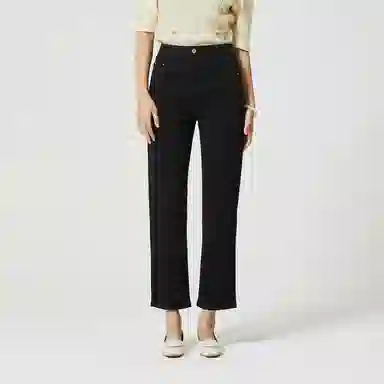 NINE WEST