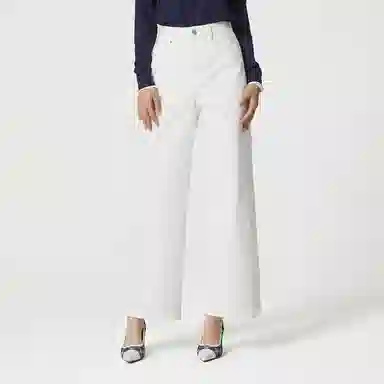 NINE WEST