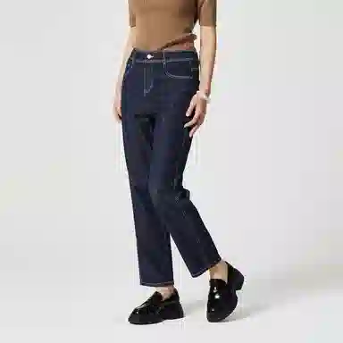 NINE WEST
