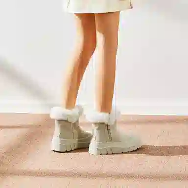 NINE WEST