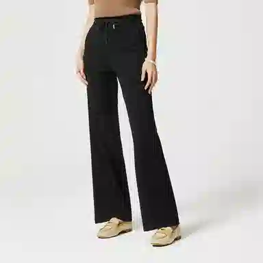 NINE WEST