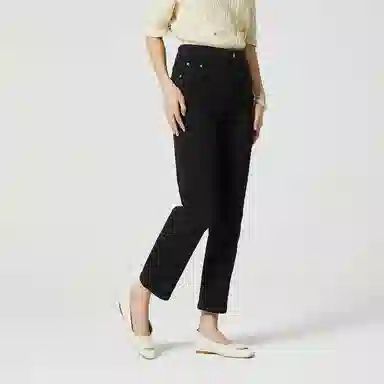 NINE WEST