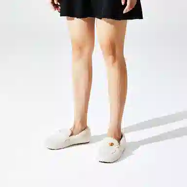 NINE WEST