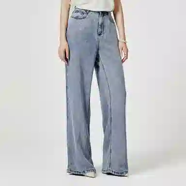 NINE WEST