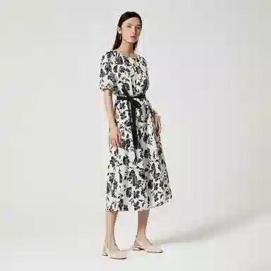 NINE WEST