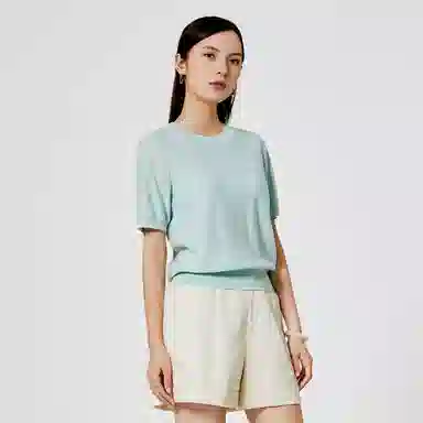 NINE WEST