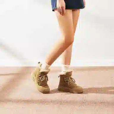 NINE WEST