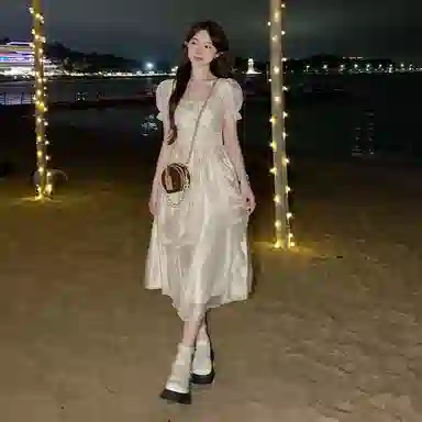 玉儿恋 掌上明珠 法式百搭休闲简约甜美森系仙女荷叶边纯色宽松气质方领收腰温柔仙女中长款长袖连衣裙 女款 杏色