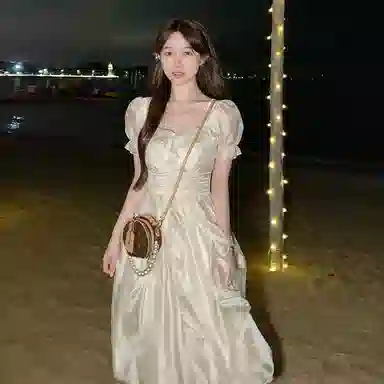 玉儿恋 掌上明珠 法式百搭休闲简约甜美森系仙女荷叶边纯色宽松气质方领收腰温柔仙女中长款长袖连衣裙 女款 杏色