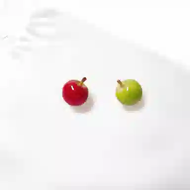 饰伴 酥脆苹果 甜美温柔可爱风 简约精致高级 质感 小众设计 清纯美 #好运 合金 耳钉 男女同款情侣款