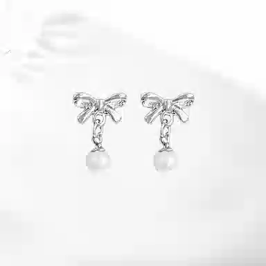 饰伴 蝴蝶结仿珍珠套装轻奢小众养耳洞气质设计感#好运 合金 耳钉 男女同款情侣款