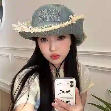 EEEENO Denim Bucket Hat