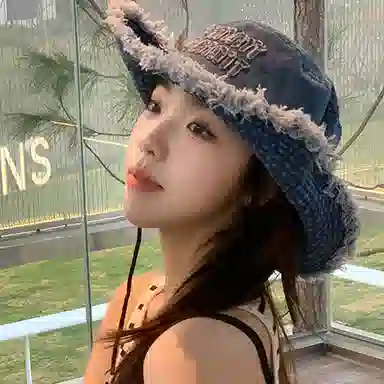 EEEENO Denim Bucket Hat