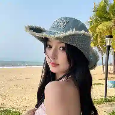 EEEENO Denim Bucket Hat